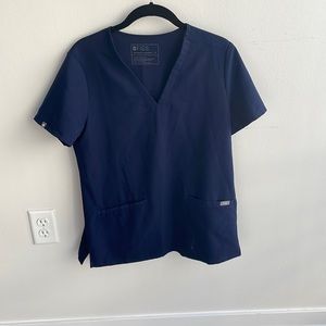 Figs casma scrub top